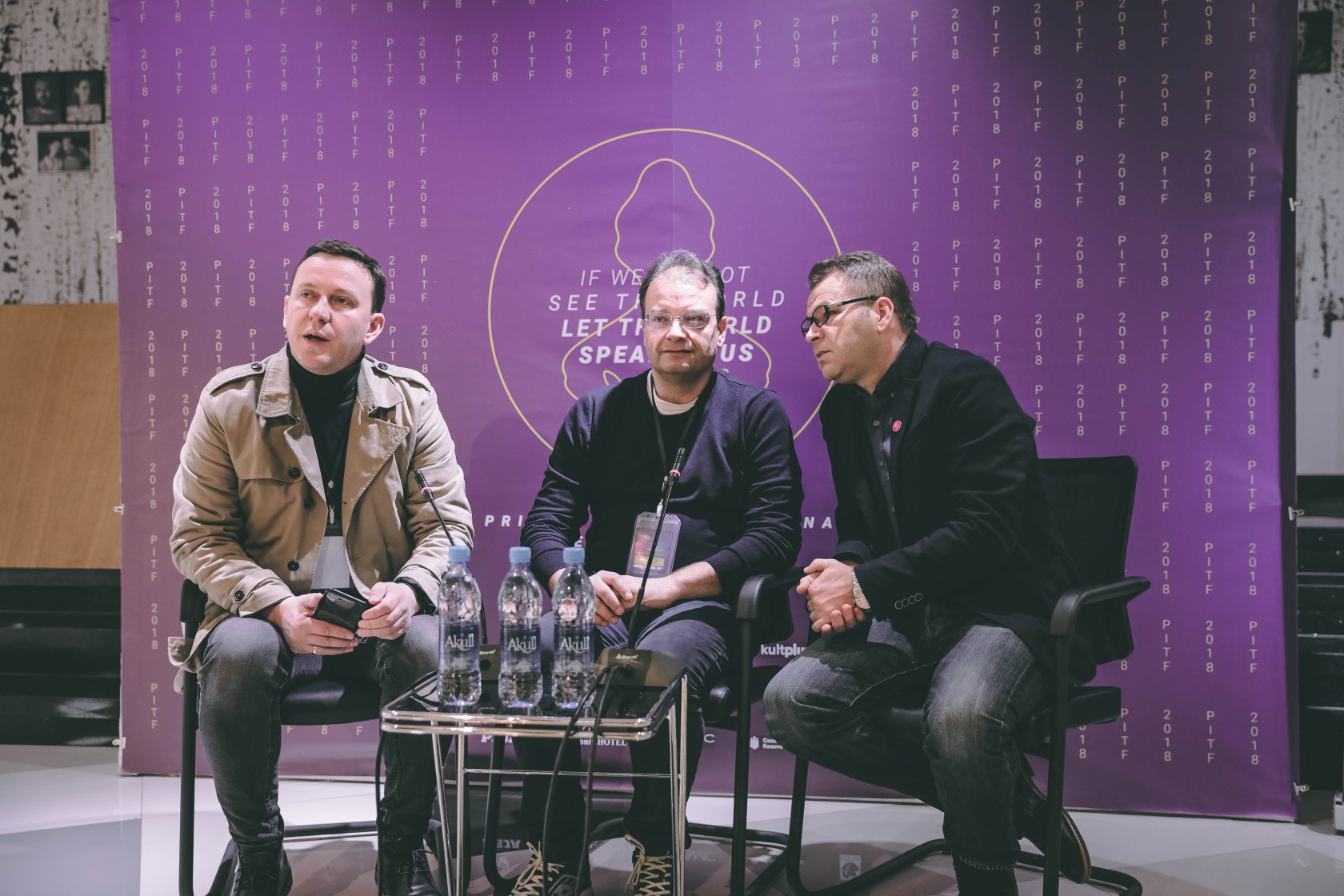 U mbajt konferenca e organizuar për media e shfaqjes “Rrëfimi” nga Italia.