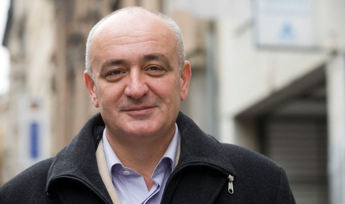 Shprehet Venko Andonovski, autori i shfaqjes ”Svetica u Tami”.